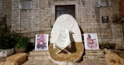 Copertina di Il parroco: “Mangiatoia vuota contro  le guerre”