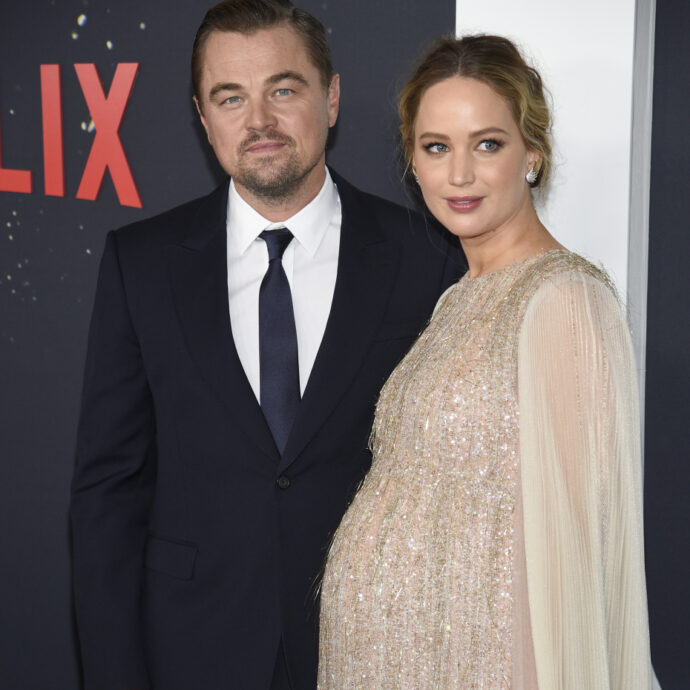 “Sono così dispiaciuta che tu non abbia una figlia adolescente, stai benissimo di fianco a lei”: la stoccata di Jennifer Lawrence a Leonardo DiCaprio