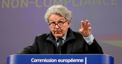 Copertina di Il Pd contro Meloni “Anche su Breton servile a Trump”