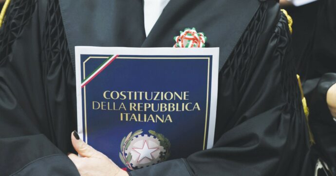 Referendum sulla separazione delle carriere, il procuratore di Bari Roberto Rossi: “I giudici liberi danno fastidio al governo”