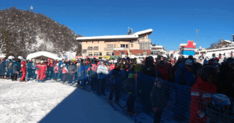 Prato Nevoso presa d'assalto dopo le nevicate: piste affollate e lunghe code