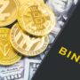 Copertina di Cripto e terrorismo, Donald grazia il capo di Binance: è partner della sua stablecoin
