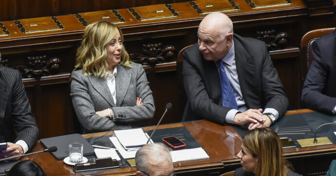 Referendum, raggiunte le 100mila firme contro la riforma Nordio. E il governo (per ora) rinuncia al blitz sulla data