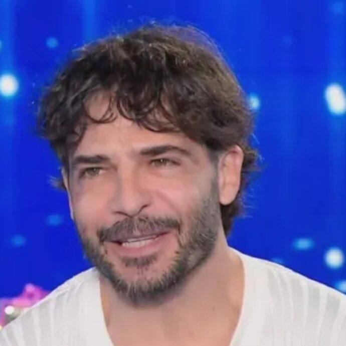 “L’encefalite? Una parte di memoria è tornata, l’altra è persa per sempre. Posso anche vedere un film 5 volte senza sapere di averlo già visto”: così Marco Bocci a Domenica In