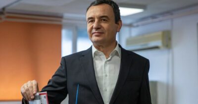 Copertina di Kosovo verso il nuovo governo: il premier Kurti vince le elezioni. A Srpska Lista tutti i 10 seggi spettanti ai serbi