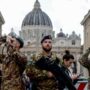 Copertina di Militari in strada, lite FdI-Lega Per Crosetto  +30mila soldati 