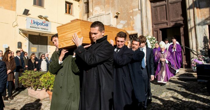 Fiumicino, ultimo saluto a Maria Sole Agnelli