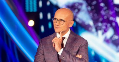 Copertina di Signorini decide di sospendersi da Mediaset