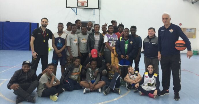 Figli di immigrati regolarmente tesserati, ma non ancora iscritti al portale: la FIP inibisce per tre mesi il presidente e penalizza (ancora) la Tam Tam Basketball