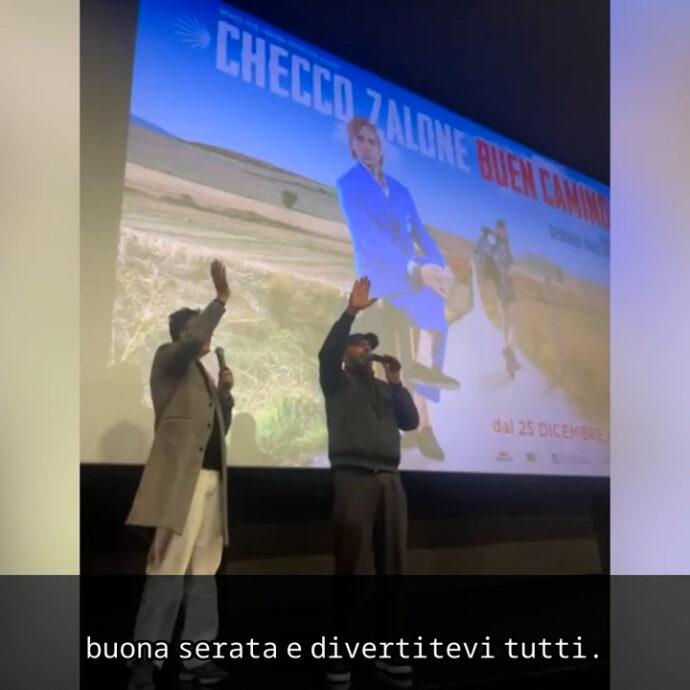 Checco Zalone fa incursione in un cinema di Bari : “In sala tutti amici, non hanno pagato…sono loro che dovrebbero ringraziare me”