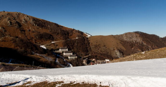 Marche, i fondi per il sisma finiscono allo sci: stanziati oltre 60 milioni per piste e impianti dove non nevica più