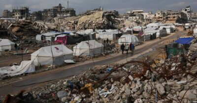 Copertina di Israele sospenderà dal 2026 le attività di diverse ong a Gaza: c’è anche Medici Senza Frontiere