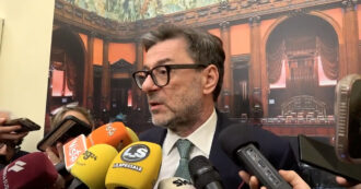 Copertina di Manovra, Giorgetti: “Abbiamo aumentato i salari. È per i ricchi? No, fatto sforzi per redditi medio-bassi”