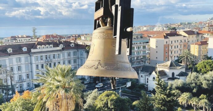 Campana per i bimbi non nati a Sanremo: la rabbia reazionaria e misogina si fa di nuovo sentire