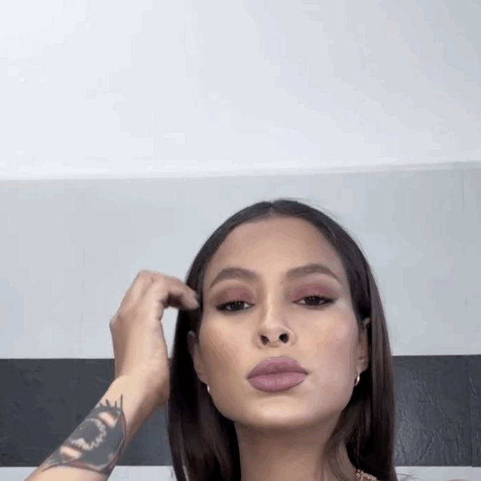 “Mio padre ha avuto 4 figli con 4 donne diverse, faceva il poliziotto prima che lo ferissero sparandogli in faccia. Cosa sogno oggi? Di recitare per Tim Burton”: così Mariana Rodriguez