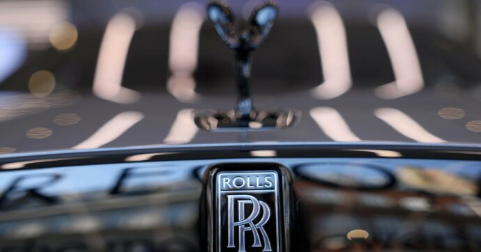 Il lusso continua il suo viaggio su una corsia privilegiata