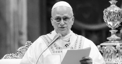 Copertina di Una pace disarmata e disarmante