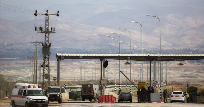 “Noi accusati di essere un pericolo per la sicurezza nazionale”: il racconto dei giornalisti italiani respinti da Israele