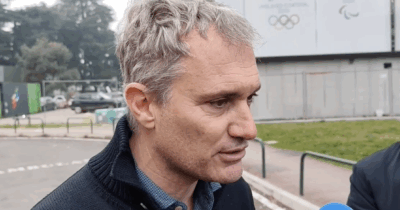 Copertina di Crans Montana, il padre di uno dei ragazzi: “Mio figlio ha ustioni sul 40% del corpo ma è vivo, questa la cosa più importante”