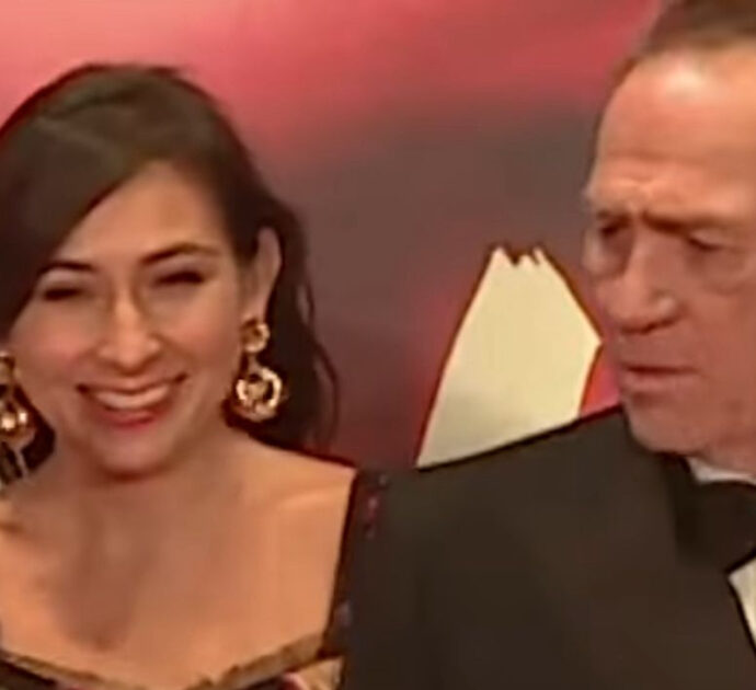 Trovata Morta Victoria Jones, figlia di Tommy Lee Jones. Era in una camera d’hotel a San Francisco. Le cause del decesso dell’attrice sono ignote