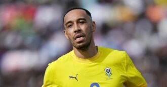 Incredibile in Gabon, il ministro dello Sport sospende la nazionale e caccia i giocatori: “Prestazione vergognosa in Coppa d’Africa”