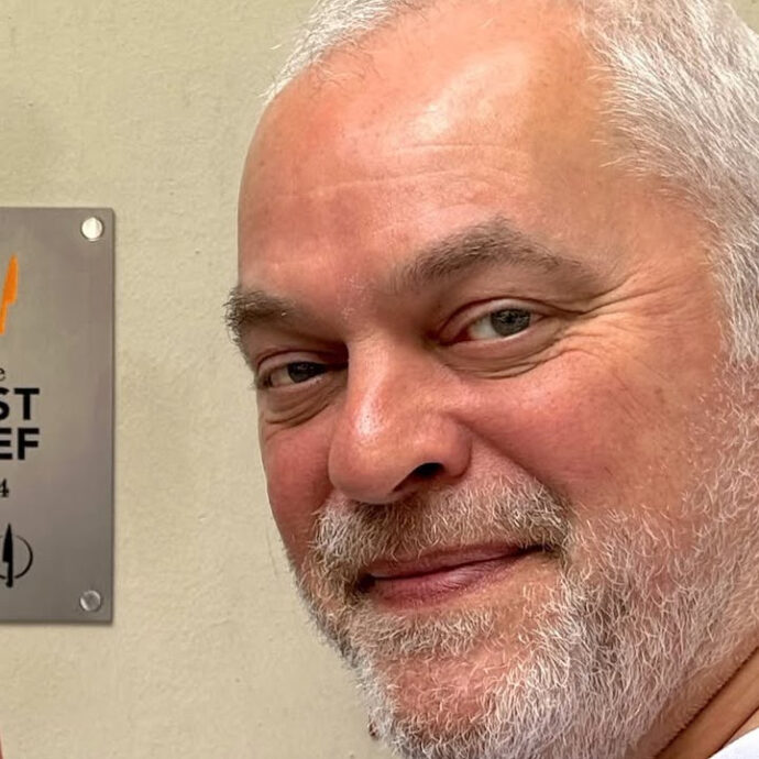 “Ho licenziato un cuoco per aver buttato dei fagiolini. Controllavo i bidoni della spazzatura e applicavo una legge del taglione “: lo confessa chef Xavier Pellicer