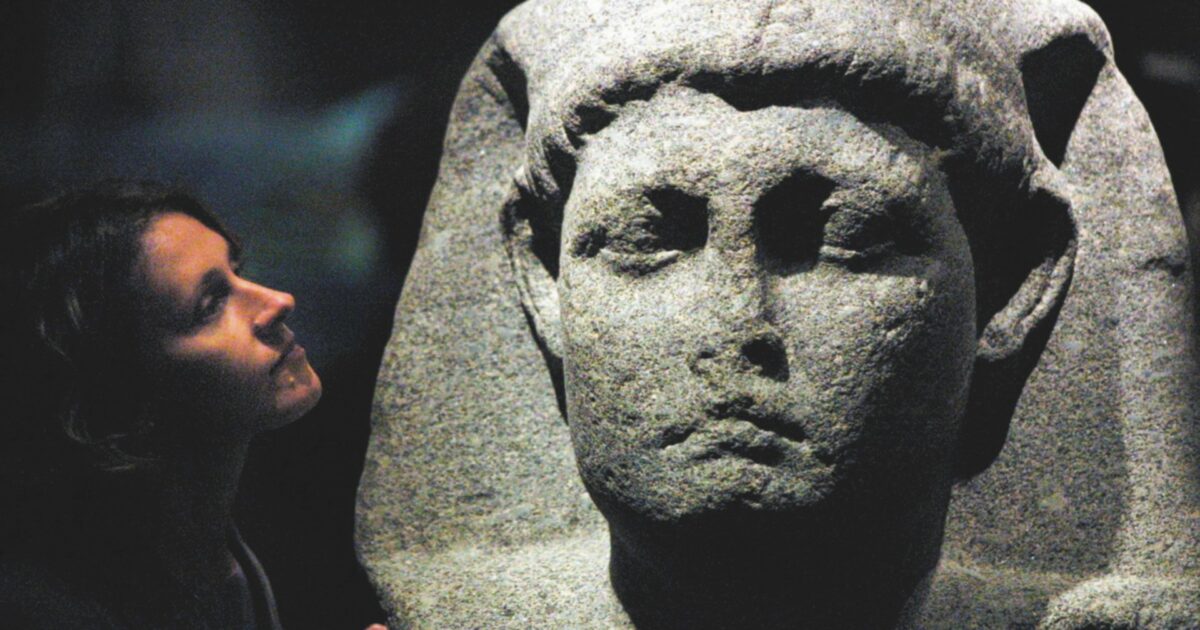 Cleopatra: donna, regina, seduttrice e fine intellettuale. La recensione del romanzo di Natasha Solomons