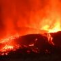 Copertina di Eruzione Etna, gli esperti: per ora nessun pericolo