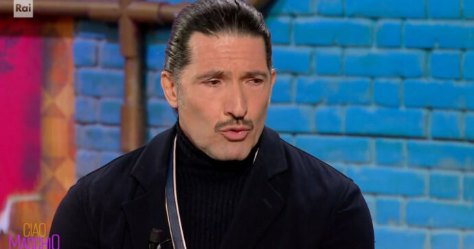 “C’è stato un periodo in cui il sesso è stato una droga per me, andavo anche con 3/4 donne in poche ore. In fondo cercavo mia mamma”: lo confessa Walter Nudo