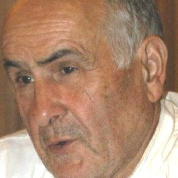 È morto Sergio Lorenzi, lo chef è stato l’inventore della tagliata di manzo. Ha cucinato per Gregory Peck, Eduardo De Filippo, Frank Sinatra e Roberto Benigni