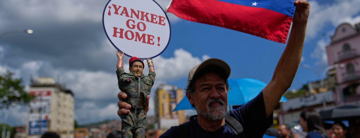 Copertina di Nazionalizzazioni, sequestri e golpe militari: 23 anni di guerra per il petrolio tra Washington e Caracas