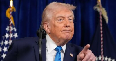 Copertina di Dopo il Venezuela Trump torna sulla Groenlandia: “Ci serve assolutamente per motivi di sicurezza”. E minaccia la vice di Maduro