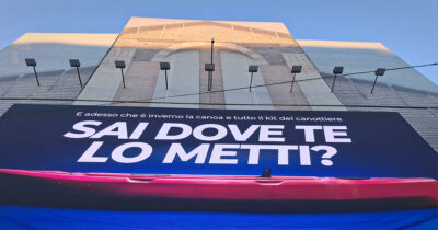 Copertina di “Sai dove te lo metti?” Pubblicità sulla chiesa dei Navigli: lettere all’arcivescovo di Milano, che spegne l’insegna