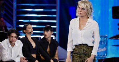 Copertina di I programmi più visti on demand nel 2025? Trionfa “Uomini e donne”, seguito dalla soap turca “Tradimento” e la serie tv cult “Mare fuori 5”