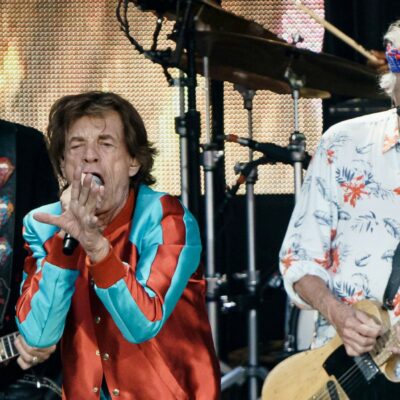 Copertina di La musica che gira intorno e chi ascolteremo nel 2026