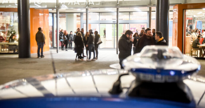 Milano, 15enne difende l’amico da una rapina e viene accoltellato