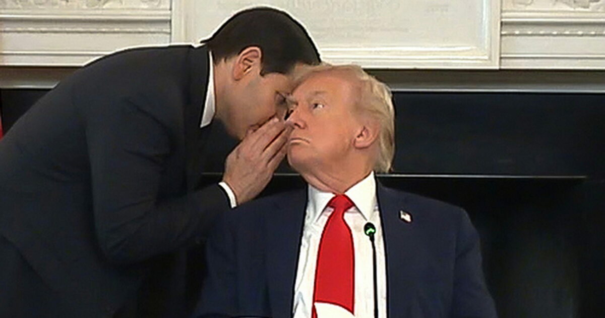 trump voleva negoziare con maduro ma rubio e i 8216falchi8217 lo hanno spinto ad attaccare il retroscena della stampa usa da Ilfattoquotidiano.it trump voleva negoziare con maduro ma rubio e i 8216falchi8217 lo hanno spinto ad attaccare il retroscena della stampa usa