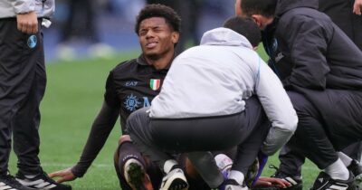 Copertina di Conte perde anche Neres, ma tira un sospiro di sollievo: trauma distorsivo alla caviglia. Come sta e quando torna