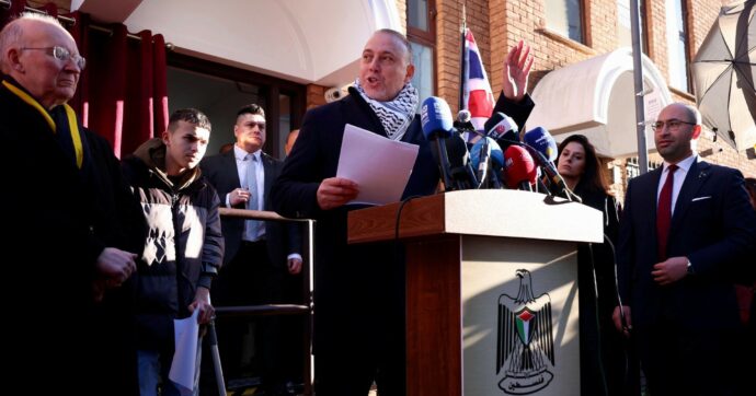 Apre a Londra l’ambasciata della Palestina
