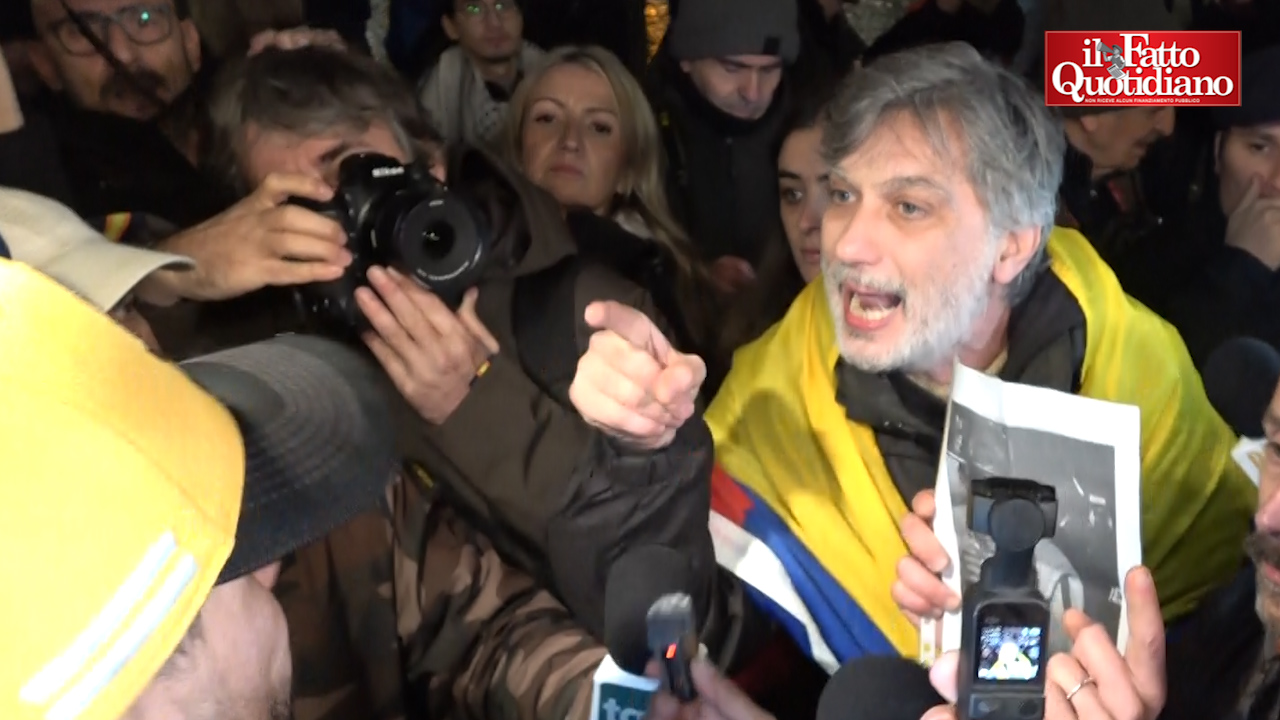 Roma, presidio contro l’intervento Usa a Caracas: contestati esuli venezuelani anti-Maduro