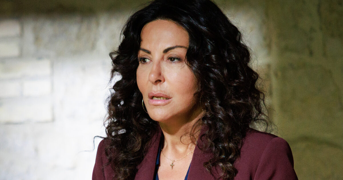 sabrina ferilli preside carismatica vittima di revenge porn per un video intimo diffuso illegalmente trama e curiosit224 di a testa alta da Ilfattoquotidiano.it sabrina ferilli preside carismatica vittima di revenge porn per un video intimo diffuso illegalmente trama e curiosit224 di a testa alta