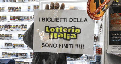 Copertina di Boom per la Lotteria Italia: venduti 9.6 milioni di biglietti. Possibile l’aumento dei premi totali. Ecco quando e come saranno estratti i biglietti vincenti