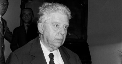 Copertina di Montale, Nobel di riserva: vinse grazie a risse interne