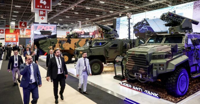 Rialzi in Borsa anche nel 2026: brindano le industrie delle armi