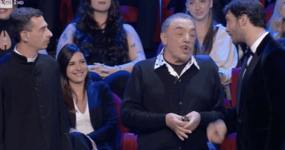 Copertina di Raoul Bova non si presenta ad Affari Tuoi, la fracciata di Stefano De Martino a Nino Frassica: “Mi avevi detto che saresti venuto con lui”