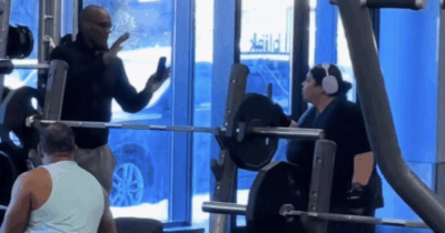 Copertina di “Sei grassa, via di qua non voglio allenarmi con te”: un ragazzo in palestra molesta una donna con commenti grassofobici. La scena viene ripresa e il video è virale