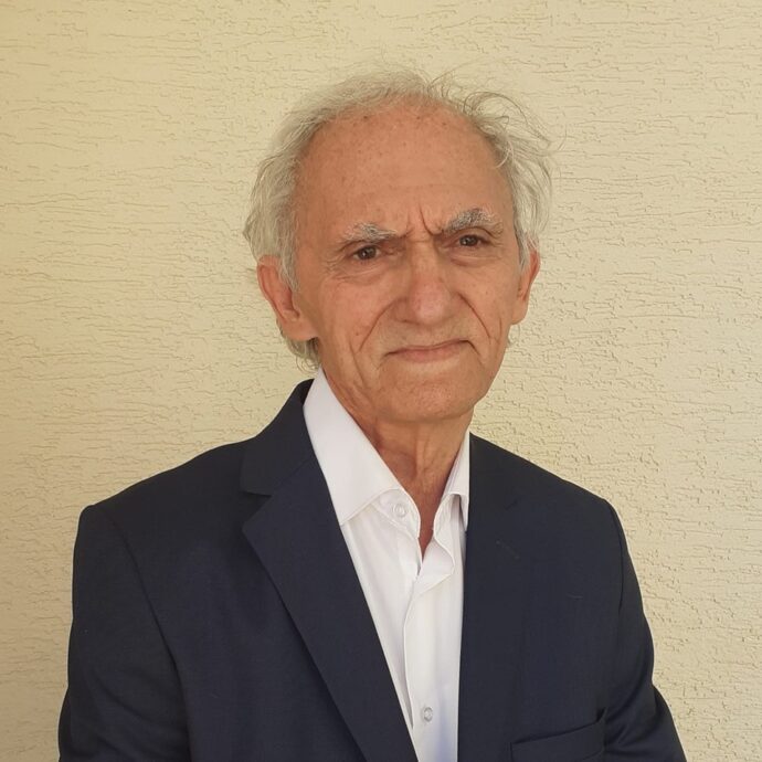 Sokol Zekaj, la forma dell’acqua (Traduzione di Arben Dedja)