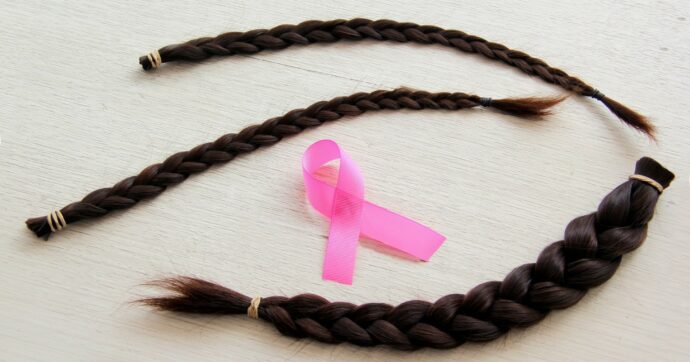 Abruzzo,  bloccati da un anno i fondi  per le parrucche dei malati oncologici