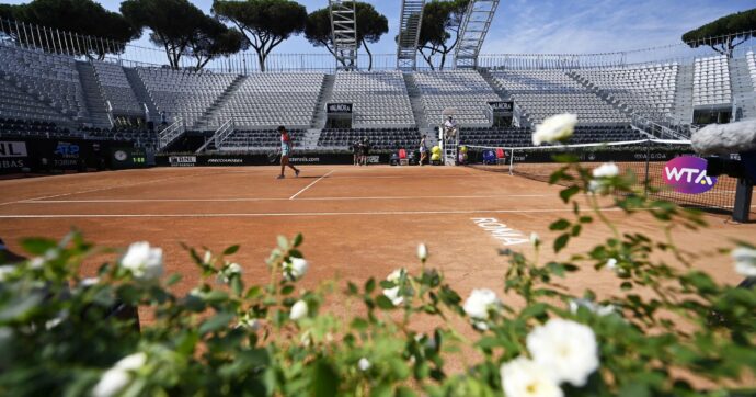Palermo “importa” l’arena del tennis smontata a Roma