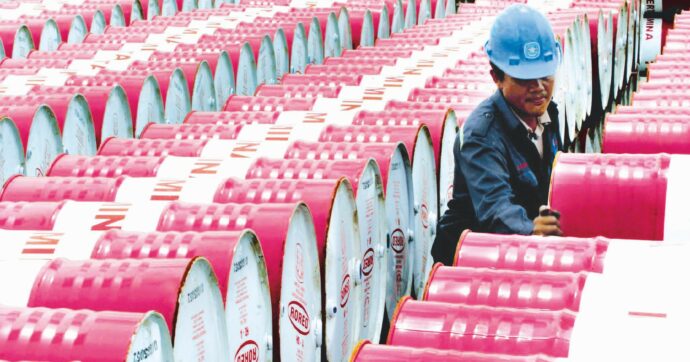 Trump ridisegna il mercato dell’energia: petrolio e gas ora sono roba Usa